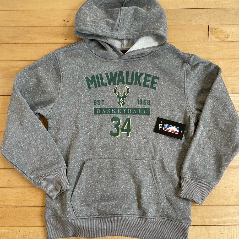 NBA Basketball Milwaukee Bucks Hoodie 34 Sweater Gray Giannis Youth Large 14-16